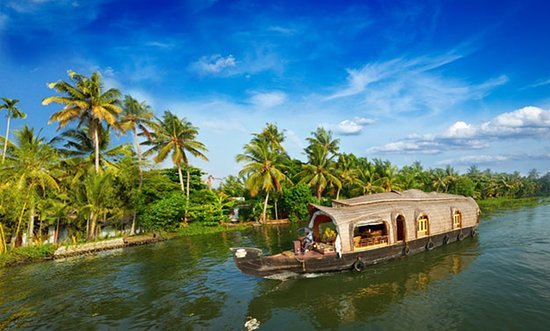 Kerala Houseboat cruise in Alappuzha
